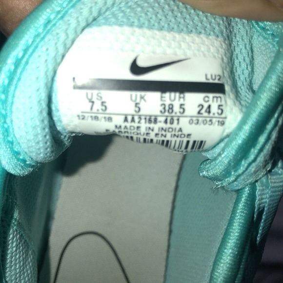 Nike Air Max Axis AA2168-401 Aqua/Blue Platinum Running Shoes Sneakers Size 7.5 - Picture 5 of 8